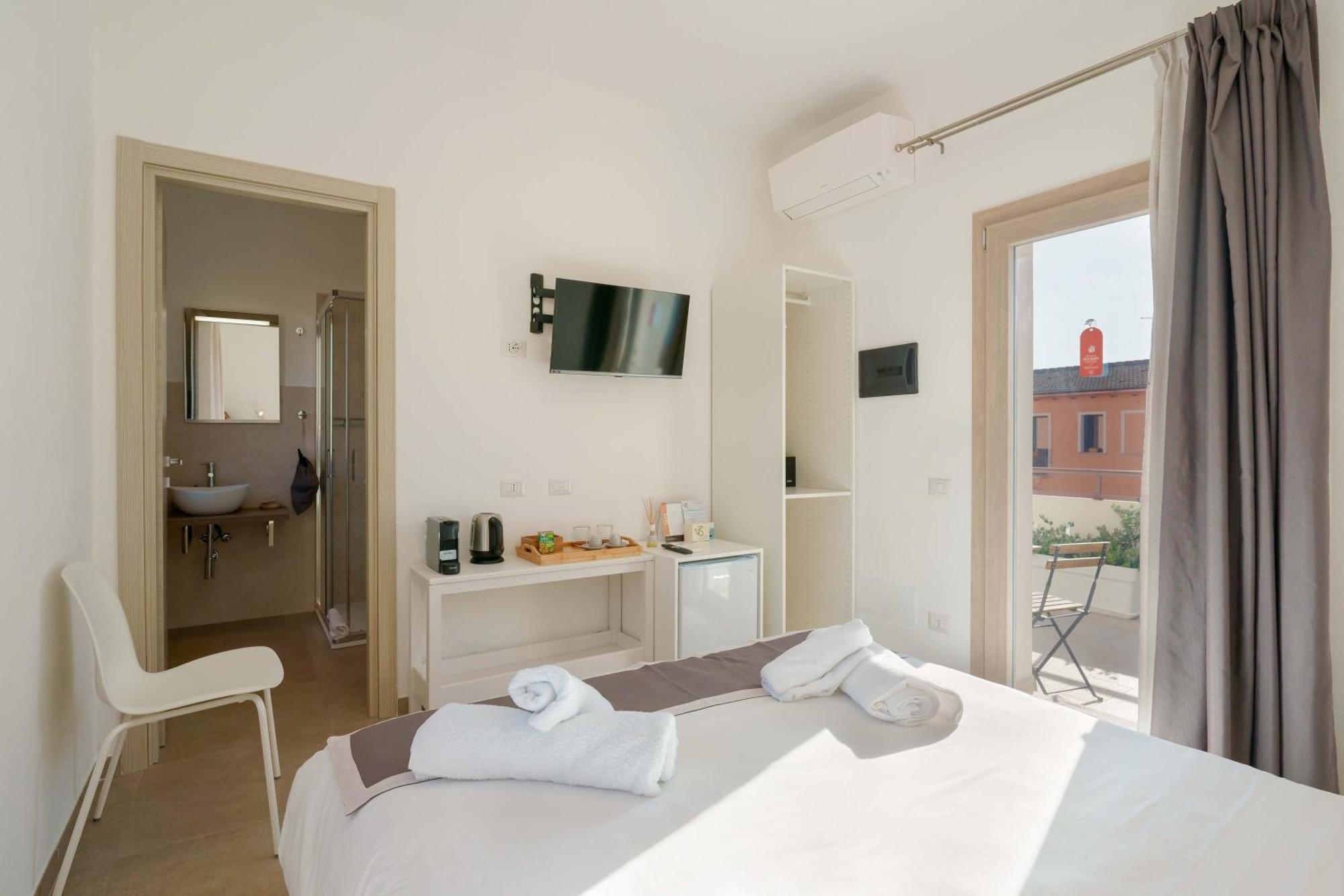 Guest House Deidda - Ts Rooms B&B San Sperate Exterior foto